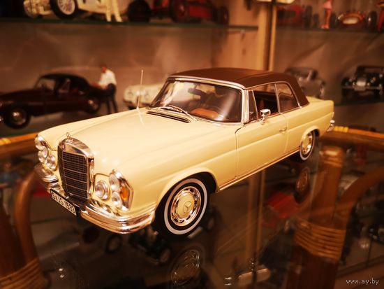 Mercedes Benz 280 SE Cabriolet W111 1968