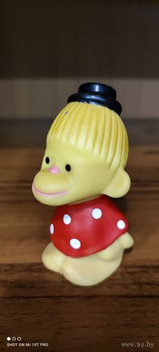 Обезьянка в шляпе