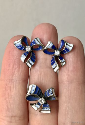 Кольцо и серьги комплект
