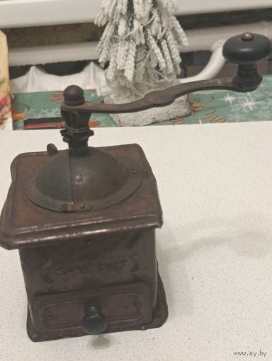 Кофемолка.довоенная Польша.