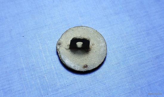 Пуговица с кованным ушком.