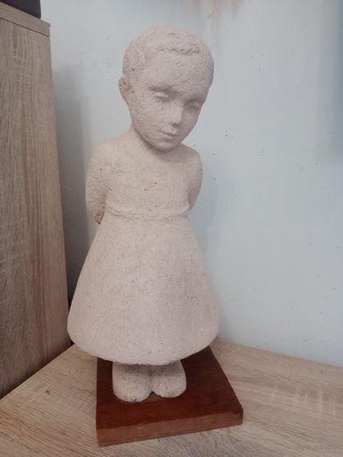 Скульптура Девочка