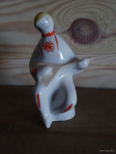 Статуэтка "балалаечник" с рубля