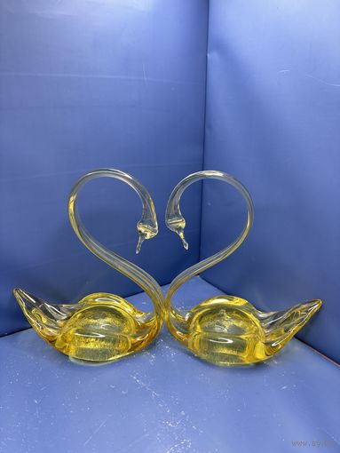 Лебеди СССР желтое стекло