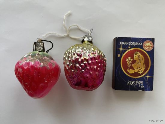 Лот елочных игрушек.