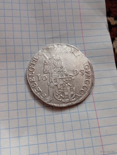 Серебряный дукат 1695 года