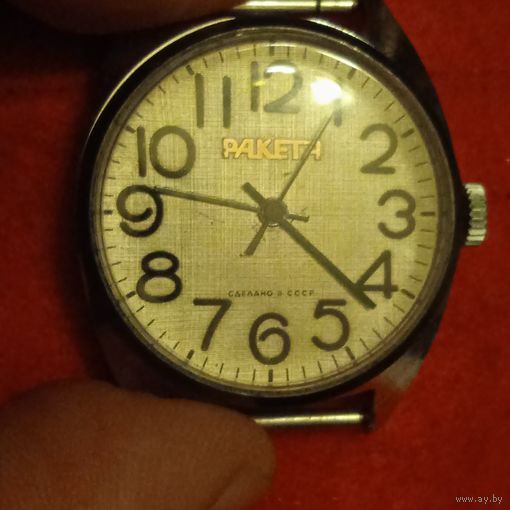 Часы Ракета