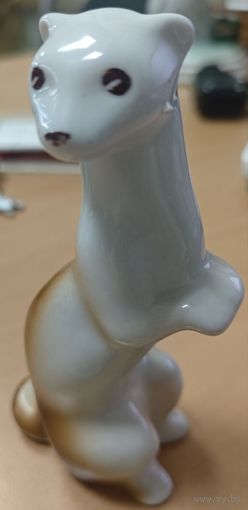 Фарфоровая статуэтка. Ласка. ЗХК Полонне.СССР