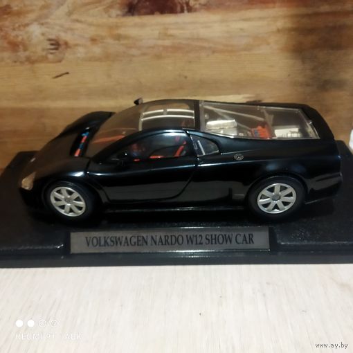 Модель VOLKSWAGEN.1/18.