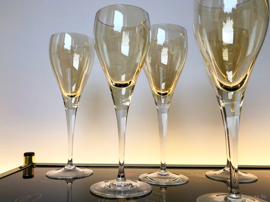 Бокалы для шампанского цветное стекло Чехия винтаж