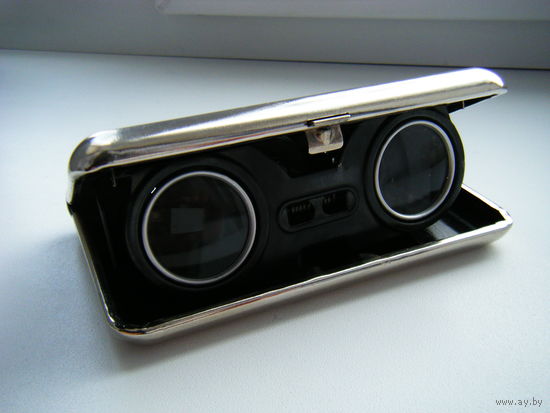 Бинокль театральный. Складывающийся, карманный.