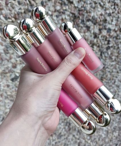 Кремовые румяна Rare Beauty Soft Pinch Dewy Liquid Blush 7.5 ml
