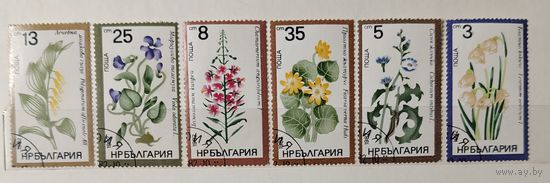 РАСПРОДАЖА КОЛЛЕКЦИИ. Болгария. марки "цветы"