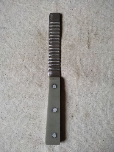 Нож для масла, сыра, СССР. См. описание.