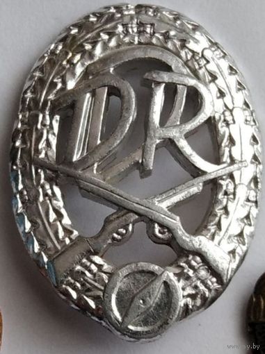 ГДР. Знак за Отличную стрельбу.