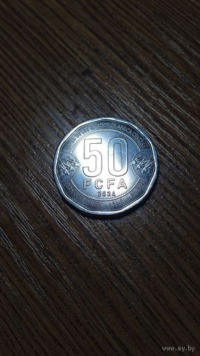 Центральная Африка 50 франков 2024  нечастая