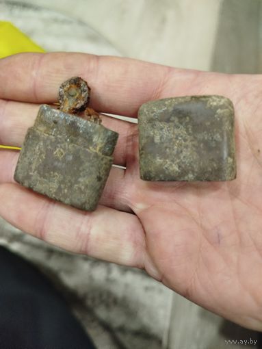 Старинная зажигалка