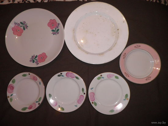 Блюдо Teich Feld Asterblum Польша в составе РИ 19 в.,блюдо Добруш,4 тарелки времён СССР.С рубля