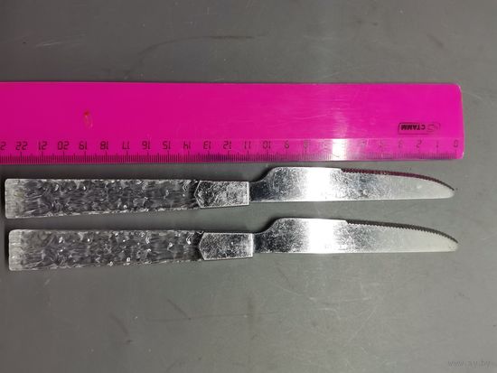 Нож столовый. 2шт. (одним лотом).