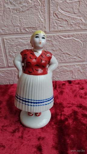 КОЛЛЕКЦИОННАЯ ФАРФОРОВАЯ СТАТУЭТКА СПЛЕТНИЦА СКЛОЧНИЦА ИЗ СЕРИИ РАЗГОВОР ЛФЗИ СССР РАННЯЯ ОРИГИНАЛ . Распродажа Коллекции ! Экспресс  Аукцион  с рубля без МПЦ и прочего .Много лотов в продаже .