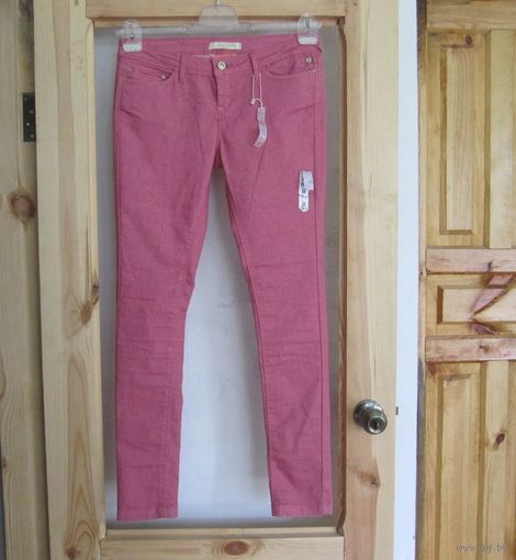 Джинсы скинни Bershka super skinny, р.М/28 (44-46). Новые --- ДЕШЕВО