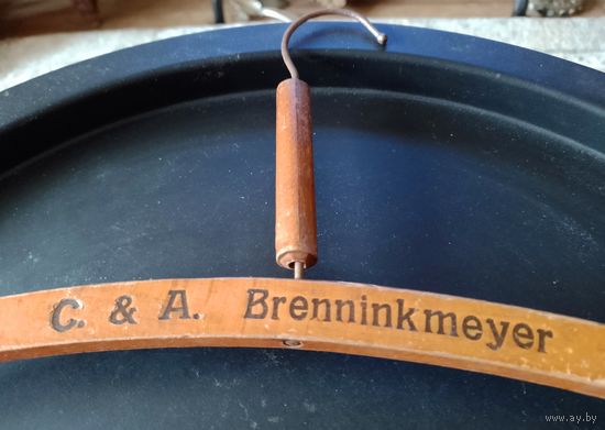 Вешалка плечики нач. ХХ века C & A Brenninkmeyer Германия