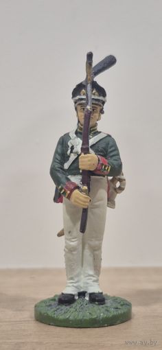 Гренадер лейб-гвардии Измайловского полка в летней парадной форме, 1812г. Наполеоновские Войны