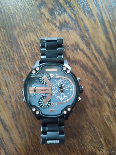 Часы кварцевые