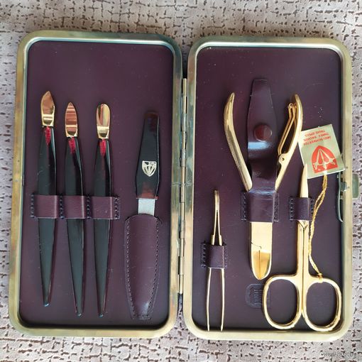 МАНИКЮРНЫЙ НАБОР (футляр - натуральная кожа) ECHTES LEDER