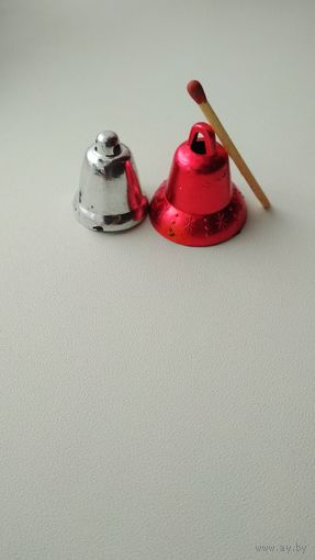 Колокольчики ёлочные. Цена за 2 шт.