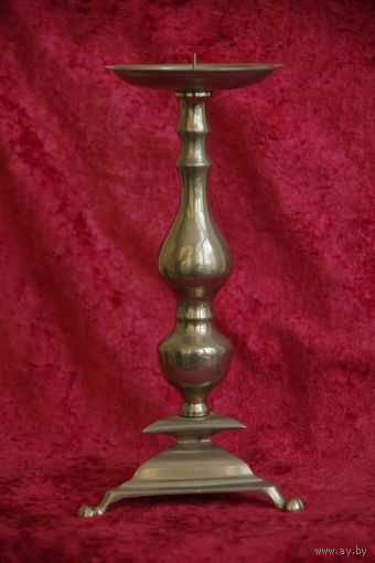 Подсвечник ( высота 23 см )