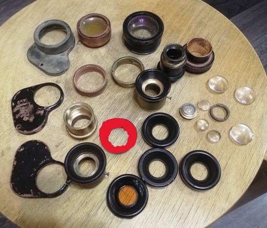 Запчасти/Детали биноклей и другой оптики РККА И СССР .