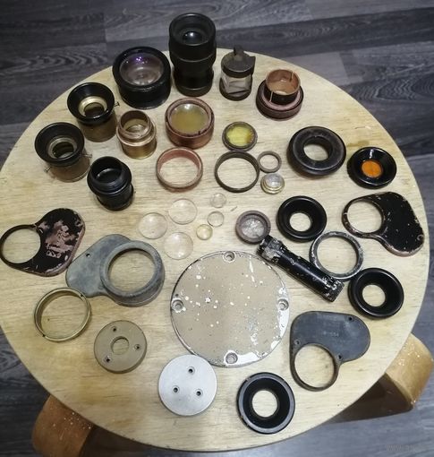 Запчасти/Детали биноклей и другой оптики РККА И Германия .