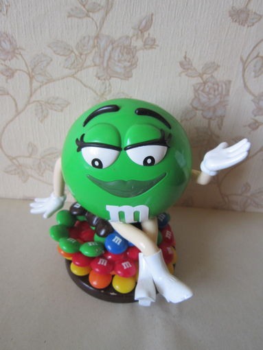 Фигурка - диспенсер M&M's эмэндэмс -  Зеленая Леди (GREEN LADY)