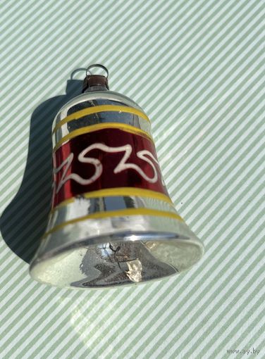 Ёлочная игрушка колокольчик в рабочем с. ГДР