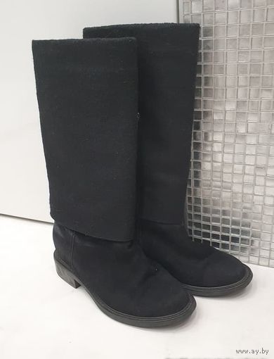 Сапоги Ekonika зима 39, замша, войлок, натур. Мех.  Стильные базовые сапоги трубы. Самая актуальная трендовая модель 2025-2026 г. При этом классика, которая актуальна всегда!  Сезон зима. Размер 39. Н