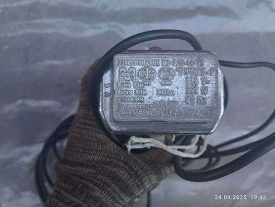 Электронасос Ручеек-1, длина шнура 10 м.