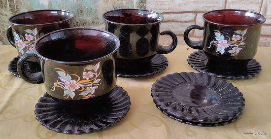 Чайные, кофейные пары, 200 мл, закаленное темное стекло (4 пары+2 блюдца)