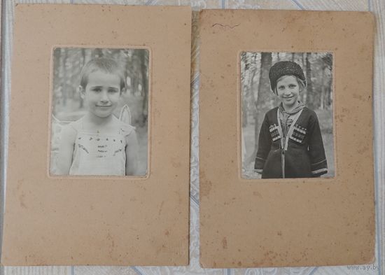 Фото "Дети", Саратов, 1939 г. 2 шт. (без паспарту 9*12 см, с паспарту 24*16 см)