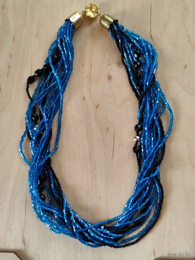 Колье из бисера