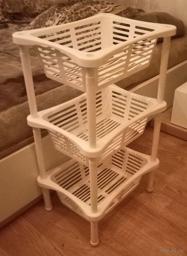 Этажерка для ванной комнаты, пластик. 40х30х65 см.