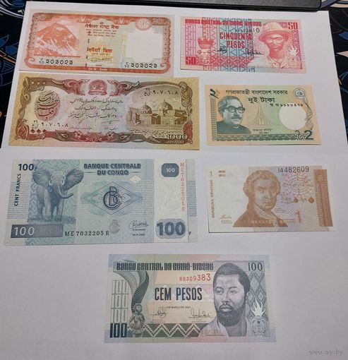 Банкноты отличные с 1 рубля!