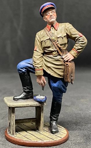 Солдатик оловянный(военно-историческая миниатюра). Офицер НКВД времен второй мировой войны