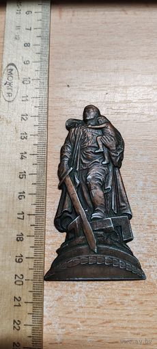 Накладка на альбом.