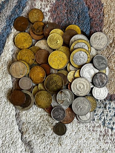 Сборный лот 70 монет с рубля. Евроценты, США и др. Без МЦ