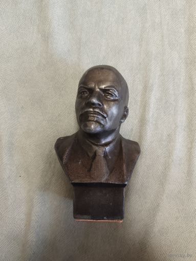 В.И. Ленин. Бюст