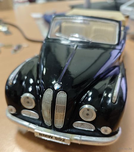 БМВ 520. Шикарная модель, автомобиля.