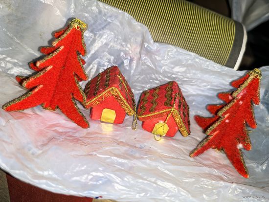 Винтажная новогодняя декорация. Игрушки на/под ёлку