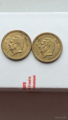 1 франк Монако 1945 года. Лот состоит из 2 монет. 1400