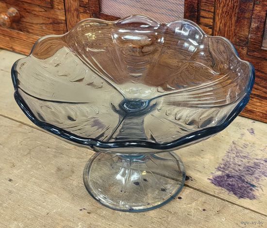 Фруктовница стеклянная